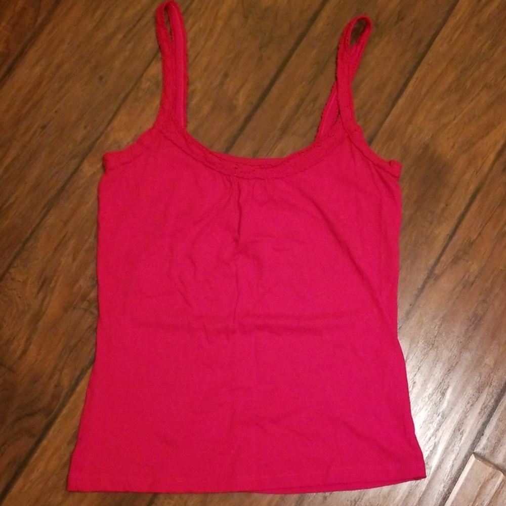 Juniors tank top